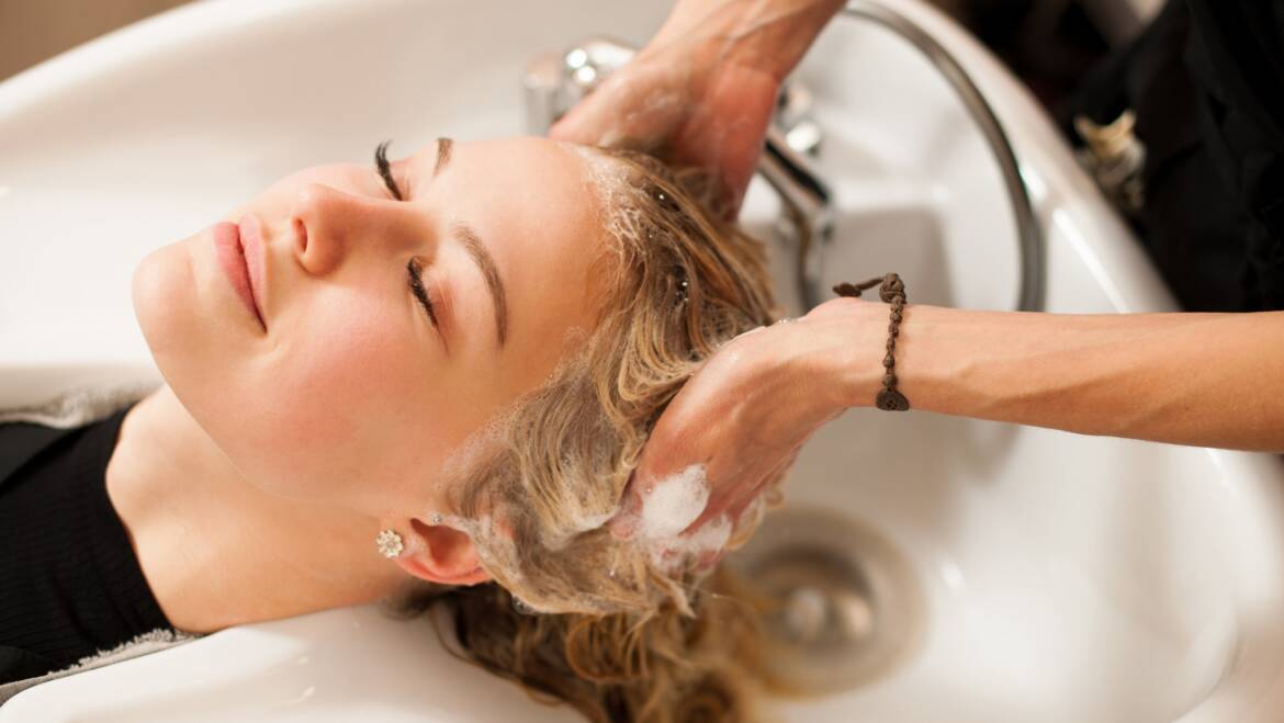 Gội đầu đúng cách