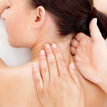 Điểm ấn đầu cổ vai gáy